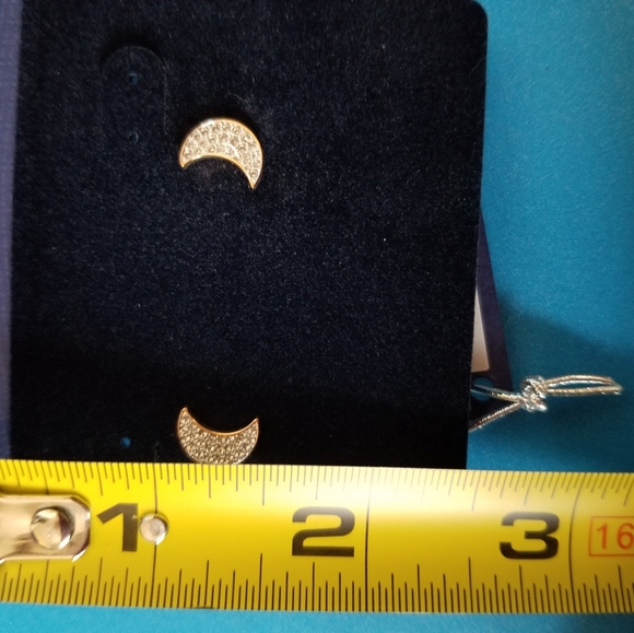 SWAROVSKI earrings - Picture 6 of 7